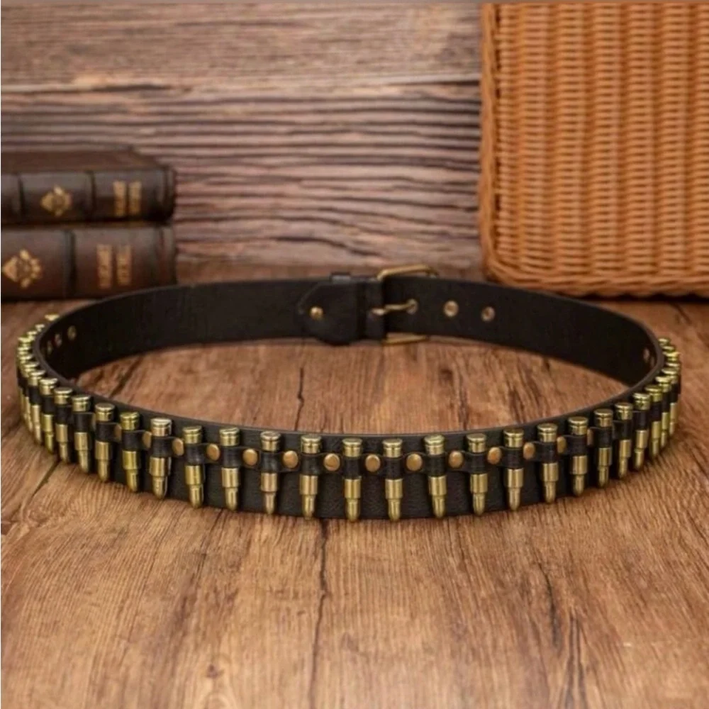 COPY - 🚨 LAST ONE!! Bold Black and Bronze Bullet belt with Striking Design - Picture 3 of 9